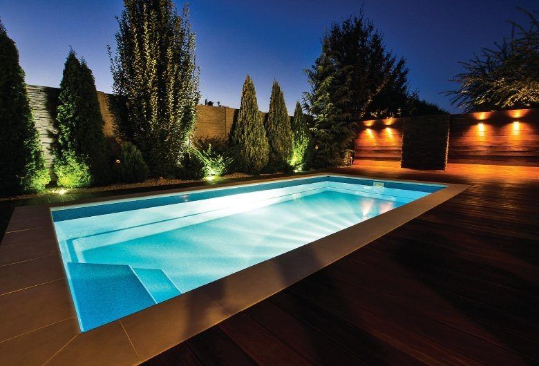Compass Pool Briliant